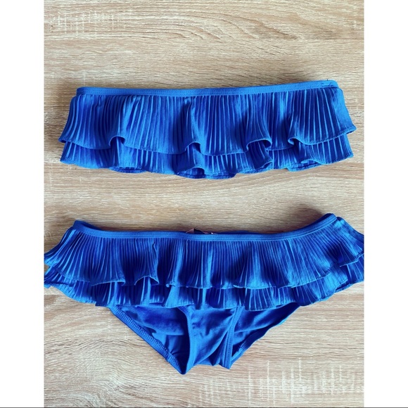 Juicy Couture - Ruffle Bandeau Bikini